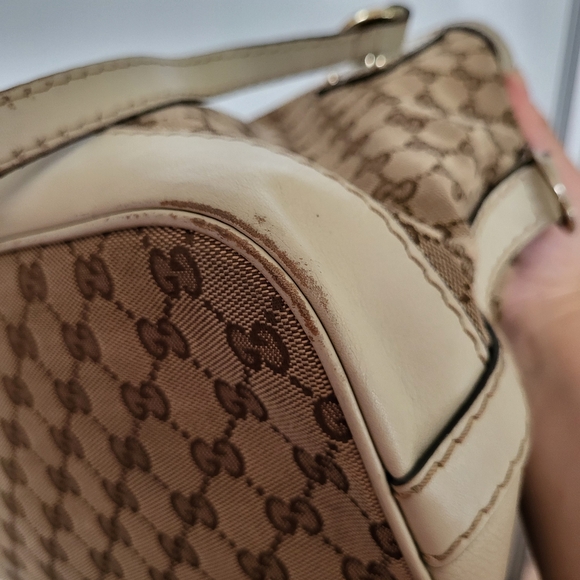 Gucci charm handbag purse - Picture 7 of 12